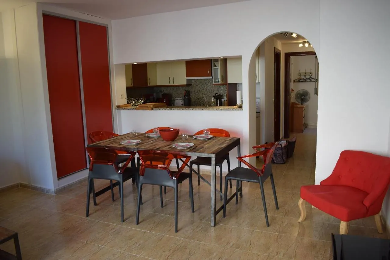 Apartamento Cerca Playa Y Centro Ref 305 艾姆布里亚布拉瓦 0*,  西班牙